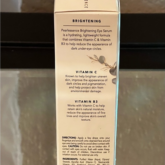 Pearlessence Brightening EYE SERUM with Vitamin C & B3. Brand new in box 1 oz - Picture 3 of 4